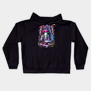 Techno T-Shirt - Psychedelic Ghost - Catsondrugs.com - Techno, rave, edm, festival, techno, trippy, music, 90s rave, psychedelic, party, trance, rave music, rave krispies, rave flyer T-Shirt Kids Hoodie